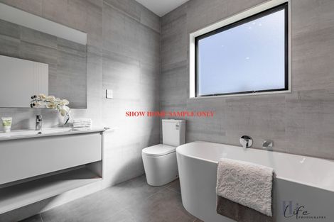 Photo of property in 3 Moemoea Avenue, Kumeu, 0810