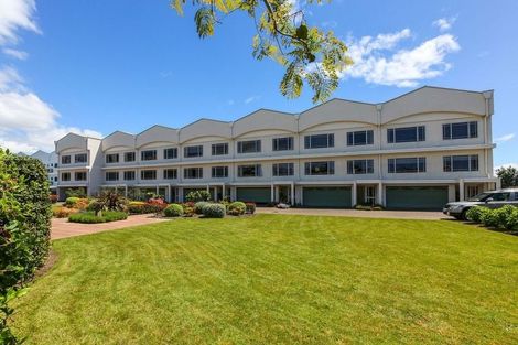 Photo of property in 11/26 West Quay, Ahuriri, Napier, 4110
