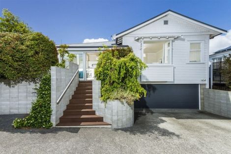 Photo of property in 1d Eversleigh Road, Belmont, Auckland, 0622