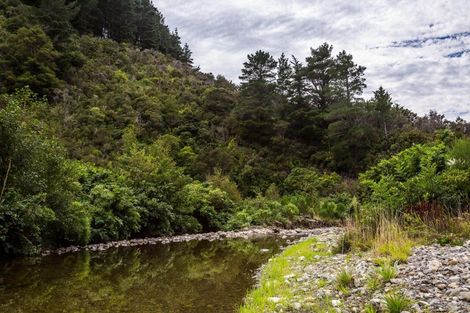 Photo of property in 944 Mangatarere Valley Road, West Taratahi, Carterton, 5791