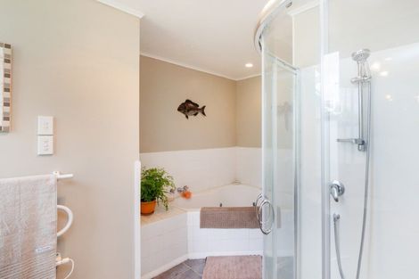 Photo of property in 1142 Tennent Drive, Linton, Palmerston North, 4472