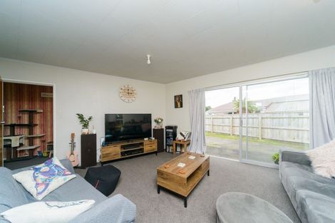 Photo of property in 15 Cavendish Crescent, Awapuni, Palmerston North, 4412
