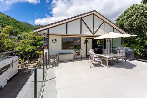 Photo of property in 24 Kereru Street, Waikanae, 5036