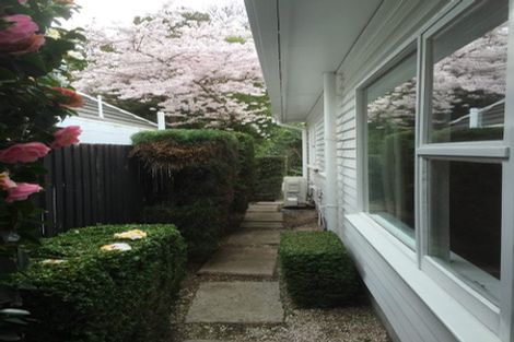 Photo of property in 2/4 Weka Street, Fendalton, Christchurch, 8041