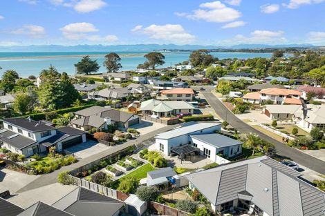 Photo of property in 16 Claire Place, Motueka, 7120