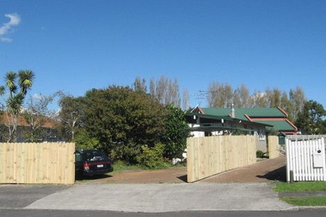 Photo of property in 9a Mandarin Place, Half Moon Bay, Auckland, 2012