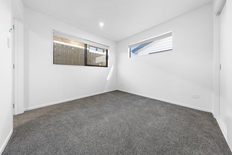 Photo of property in 89a Reeves Road, Pakuranga, Auckland, 2010