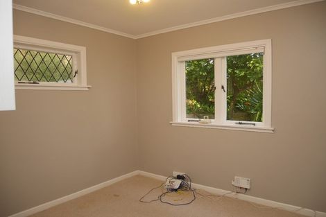 Photo of property in 82 Cluny Road, Plimmerton, Porirua, 5026