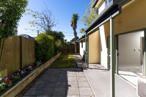 Photo of property in 533a Barbadoes Street, Edgeware, Christchurch, 8013