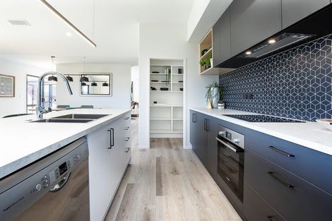 Photo of property in 1 Tremaine Avenue, Two Mile Bay, Taupo, 3330