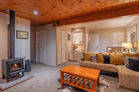 Photo of property in 10 Rabbit Way, Whitianga, 3510