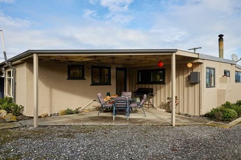 Photo of property in 19 South Bay Parade, South Bay, Kaikoura, 7300