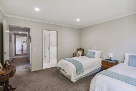 Photo of property in 27a Kotare Street, Waikanae, 5036