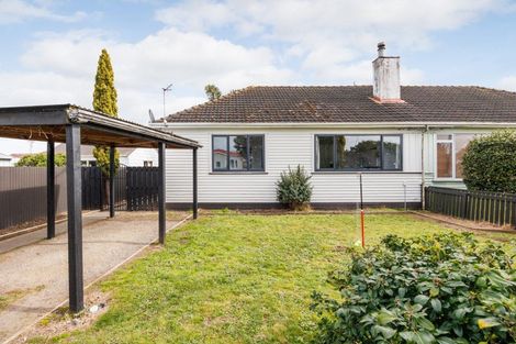 Photo of property in 8 Johnston Street, Foxton, 4814
