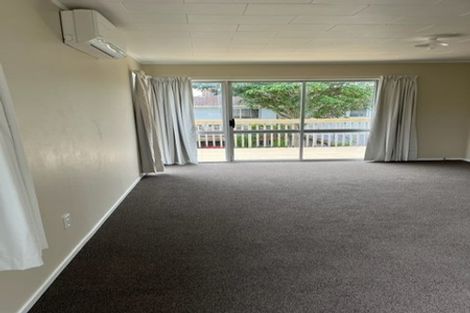 Photo of property in 2/19 Solar Road, Glen Eden, Auckland, 0602