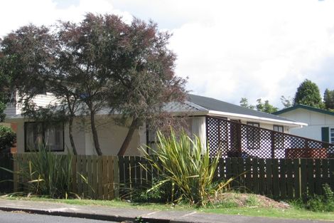 Photo of property in 102 Archibald Road, Kelston, Auckland, 0602
