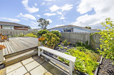 Photo of property in 1/25 Kopara Place, Clendon Park, Auckland, 2103