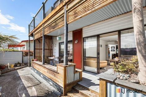 Photo of property in 28 Ocean View Road, Waihi Beach, 3611