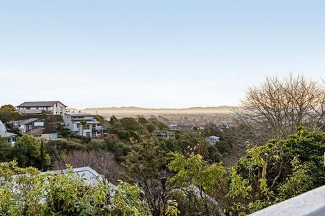 Photo of property in 77 Valley Road, Cashmere, Christchurch, 8022