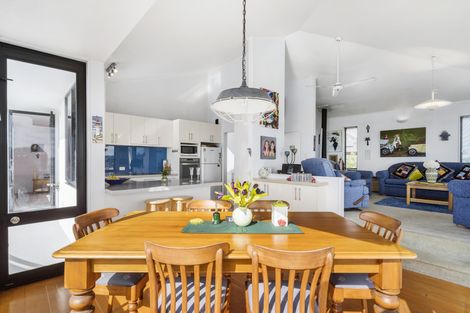 Photo of property in 78b Litten Road, Cockle Bay, Auckland, 2014