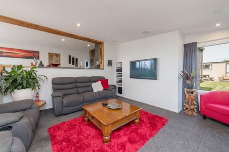 Photo of property in 1 Bird Lane, Wakefield, 7025