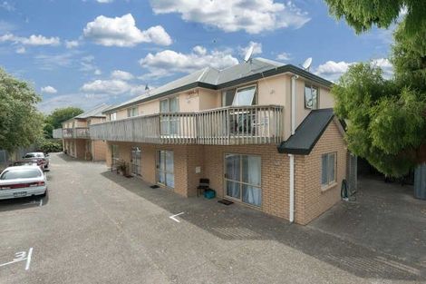 Photo of property in Baffles House, 4 Baffles Crescent, Silverdale, Hamilton, 3216