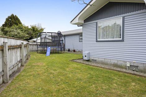 Photo of property in 1 Totara Terrace, Inglewood, 4330