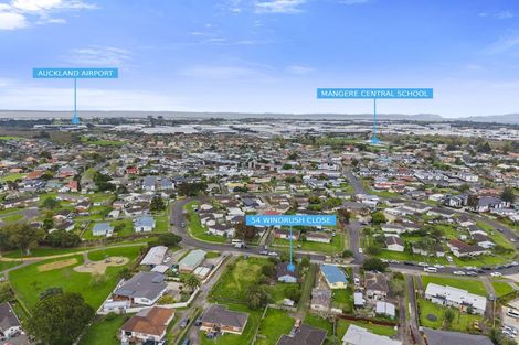 Photo of property in 54 Windrush Close, Mangere, Auckland, 2022