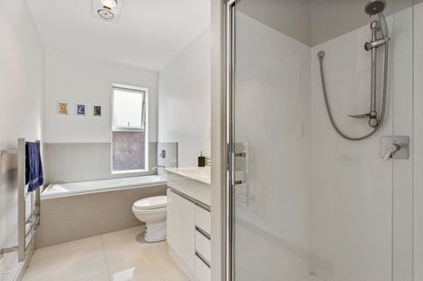 Photo of property in 235c Porchester Road, Takanini, 2112