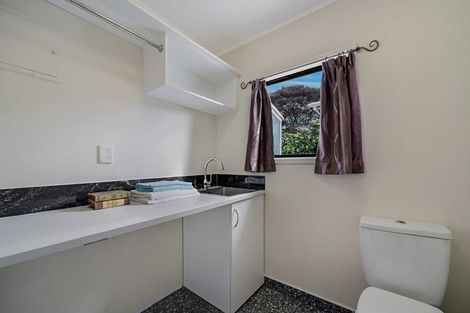 Photo of property in 7b Lowtherhurst Road, Massey, Auckland, 0614