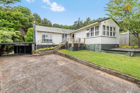 Photo of property in 21 Kennedy Grove, Stokes Valley, Lower Hutt, 5019
