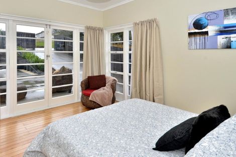 Photo of property in 58 Hillcrest Road, Papatoetoe, Auckland, 2025