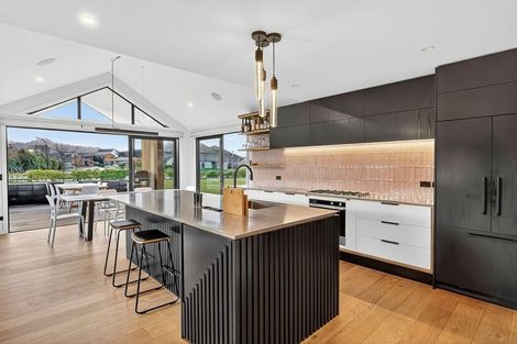 Photo of property in 18 Mount Linton Avenue, Wanaka, 9305