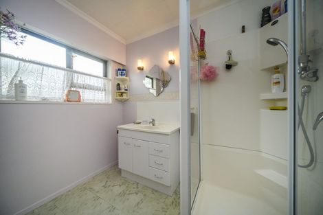 Photo of property in 1a Cohen Place, Milson, Palmerston North, 4414