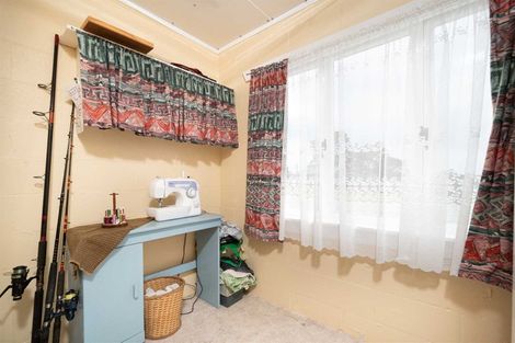 Photo of property in 141 Tawa Road, Kumeu, 0891