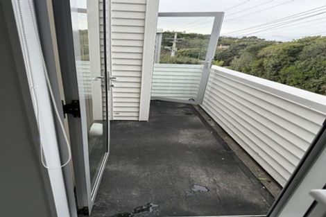 Photo of property in 52 Tarawera Road, Johnsonville, Wellington, 6037