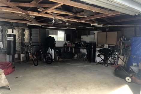 Photo of property in 15 Penfold Place, Henderson, Auckland, 0610