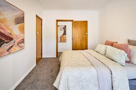 Photo of property in 35 Allen Terrace, Tawa, Wellington, 5028