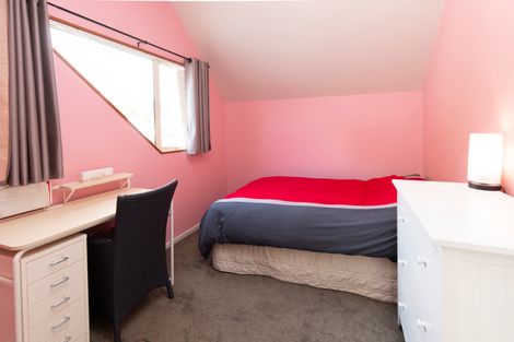 Photo of property in 1/670 Whangaparaoa Road, Stanmore Bay, Whangaparaoa, 0932