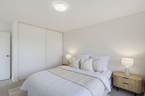 Photo of property in 1/42 Sawyers Arms Road, Northcote, Christchurch, 8052