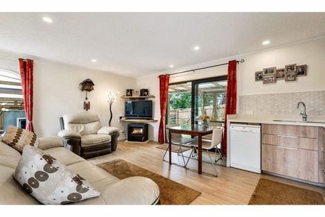 Photo of property in 108 Hone Heke Road, Kerikeri, 0230