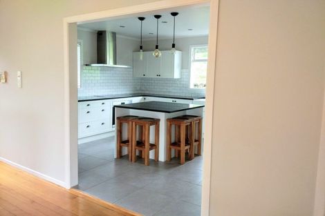 Photo of property in 10 Viking Avenue, Hillsborough, Auckland, 1042