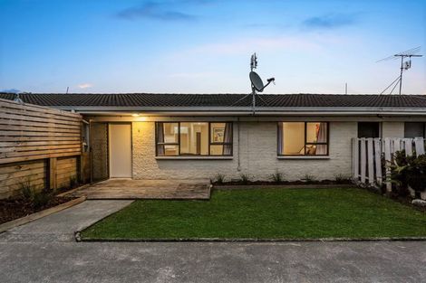Photo of property in 2/31 Bowater Place, Manurewa, Auckland, 2102