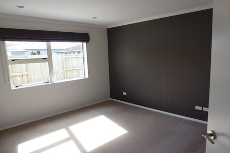 Photo of property in 12 Oxford Street, Hokowhitu, Palmerston North, 4410