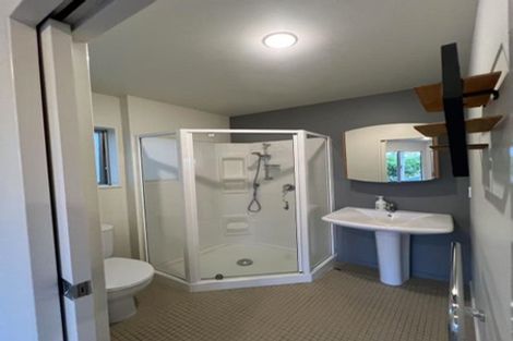 Photo of property in 657 Beach Road, Rothesay Bay, Auckland, 0630