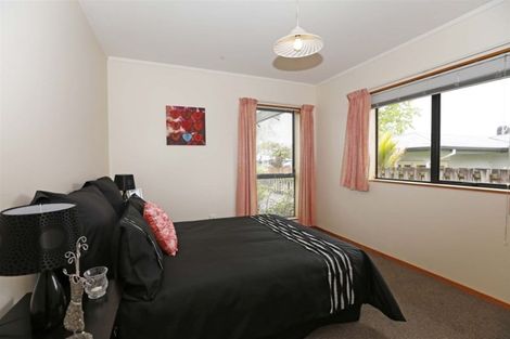 Photo of property in 22 Johnsview Terrace, Hillcrest, Hamilton, 3216