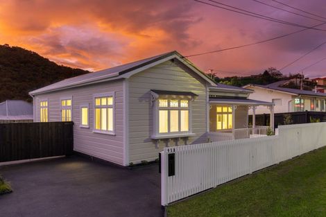 Photo of property in 95b Waikawa Road, Picton, 7220