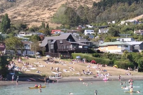 Photo of property in 11 Governors Bay Road, Cass Bay, Lyttelton, 8082