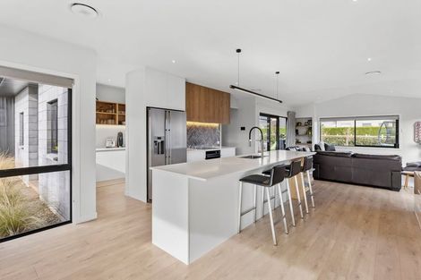 Photo of property in 49 Pounamu Avenue, Albert Town, Wanaka, 9305