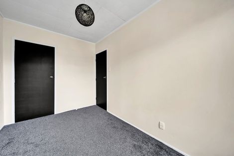 Photo of property in 10a Banks Street, Marfell, New Plymouth, 4310